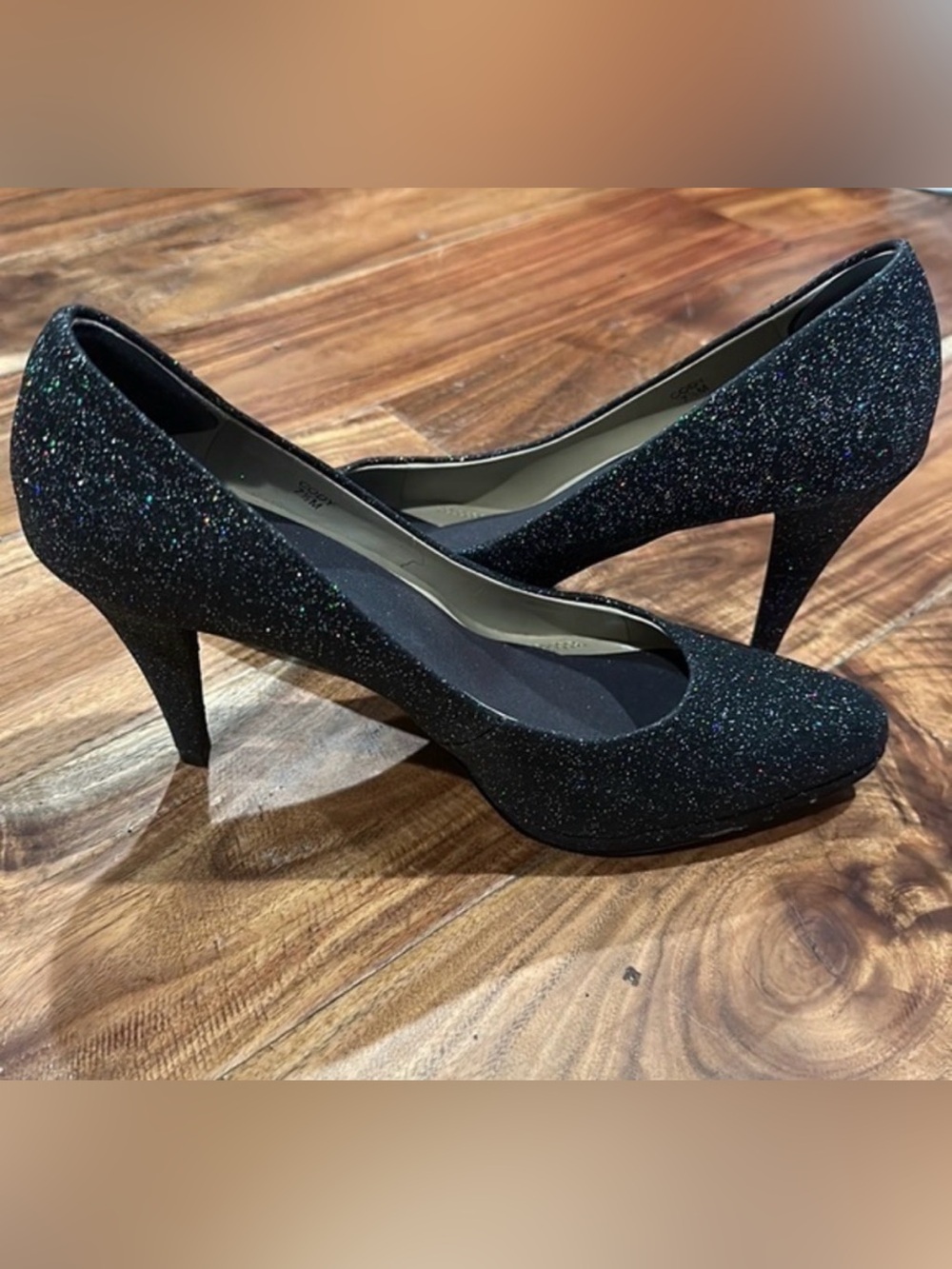 Ellen Tracy Cody Black Glitter